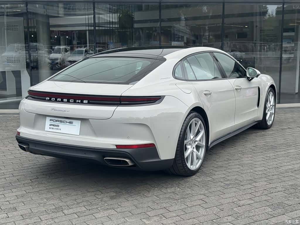 Porsche Panamera, 2025 3