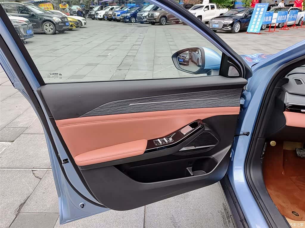 Geely Galaxy L6, 2025 6