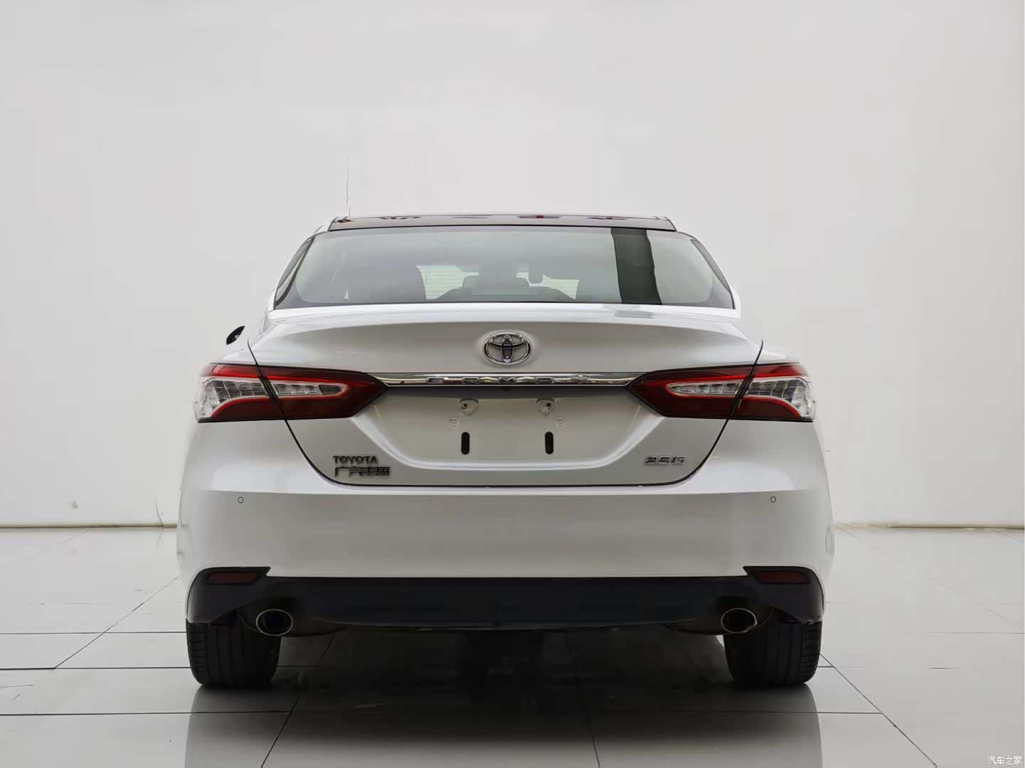 Toyota Camry, 2018 9