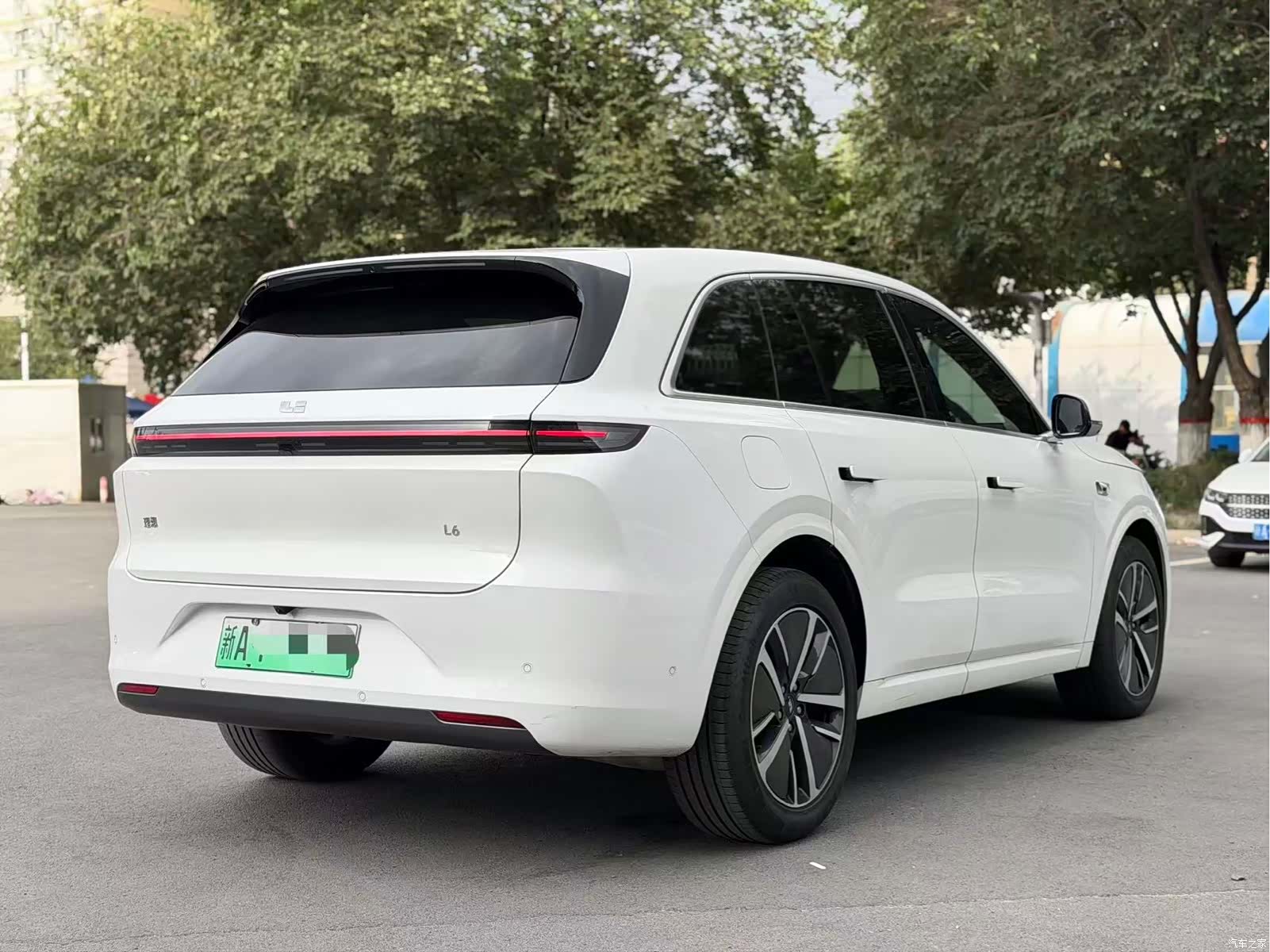 Li Auto L6, 2024 7