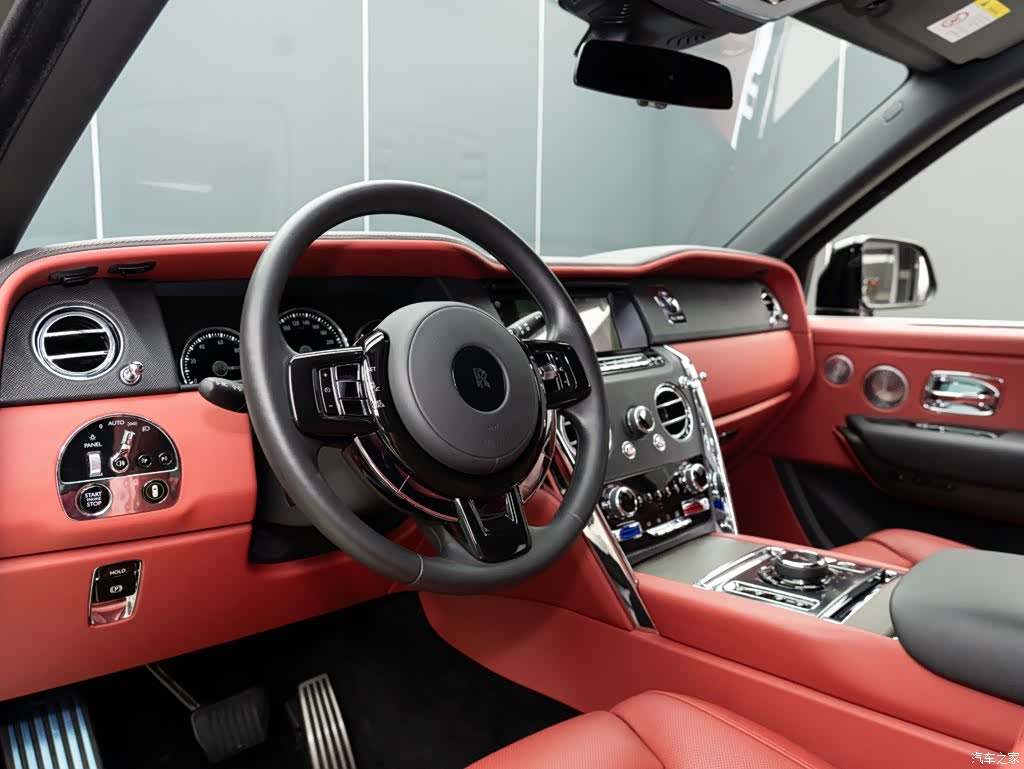 Rolls-Royce Cullinan, 2021 11