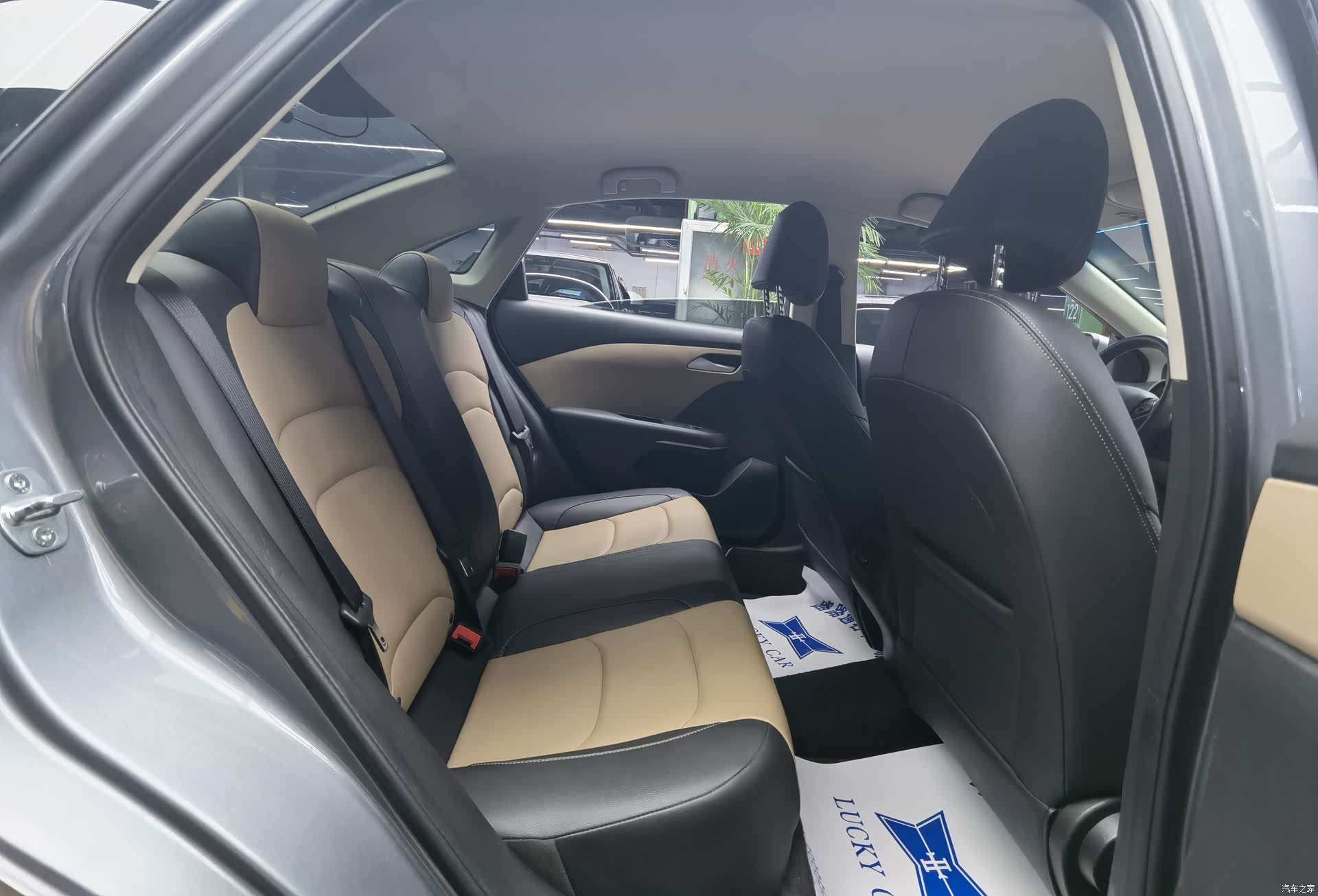 Chevrolet 320, 2021 9