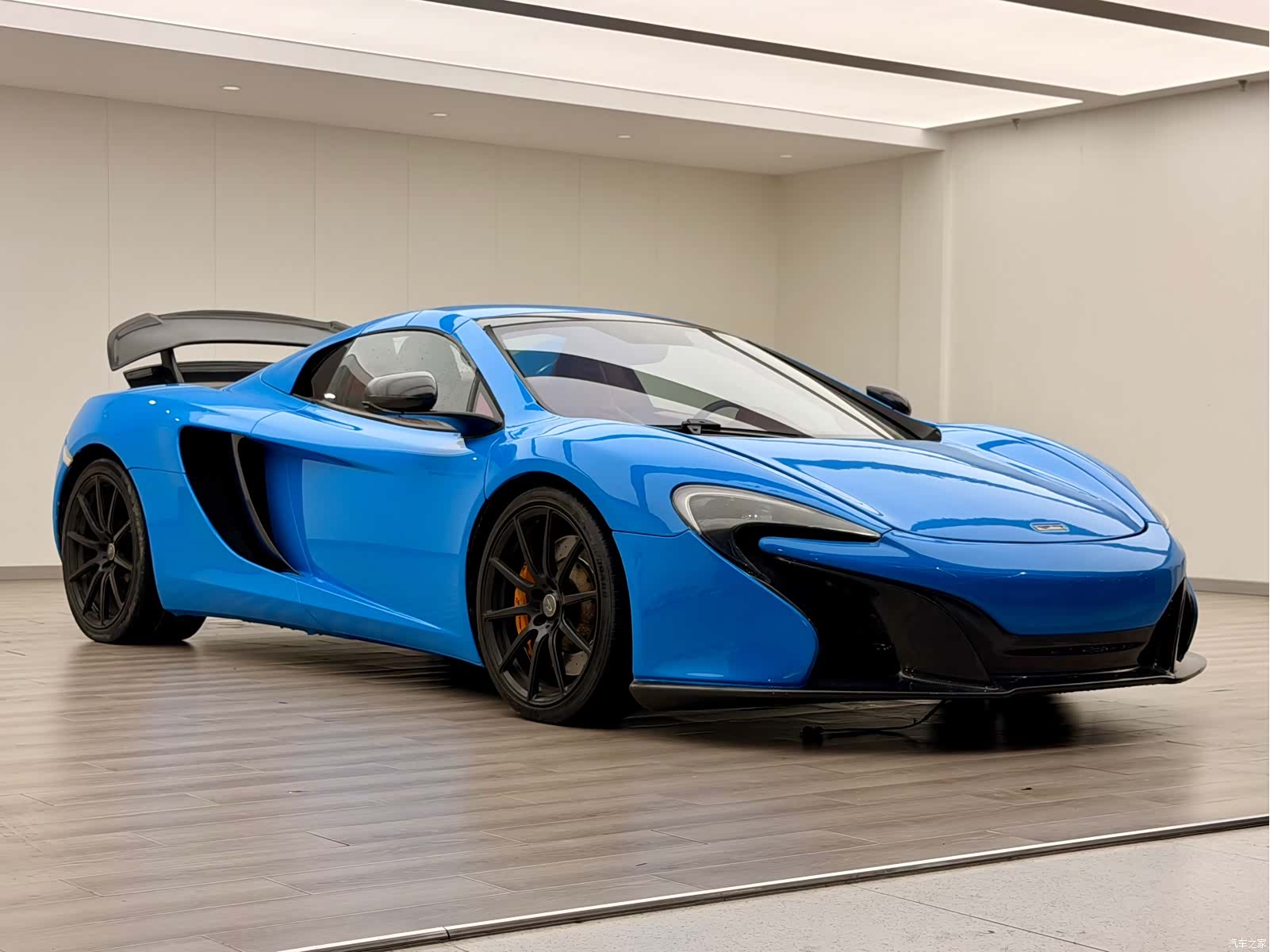 McLaren 12C, 2015 4