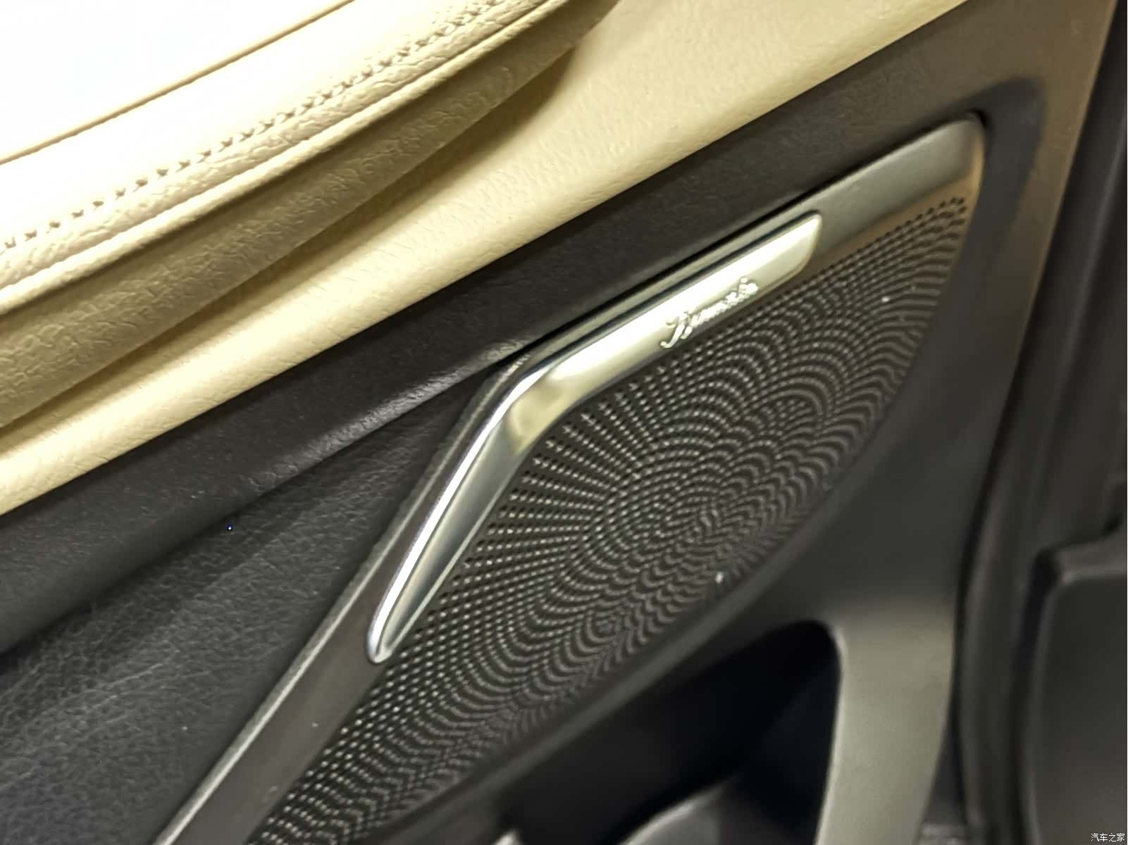 Mercedes-Benz V-Class, 2023 все фото