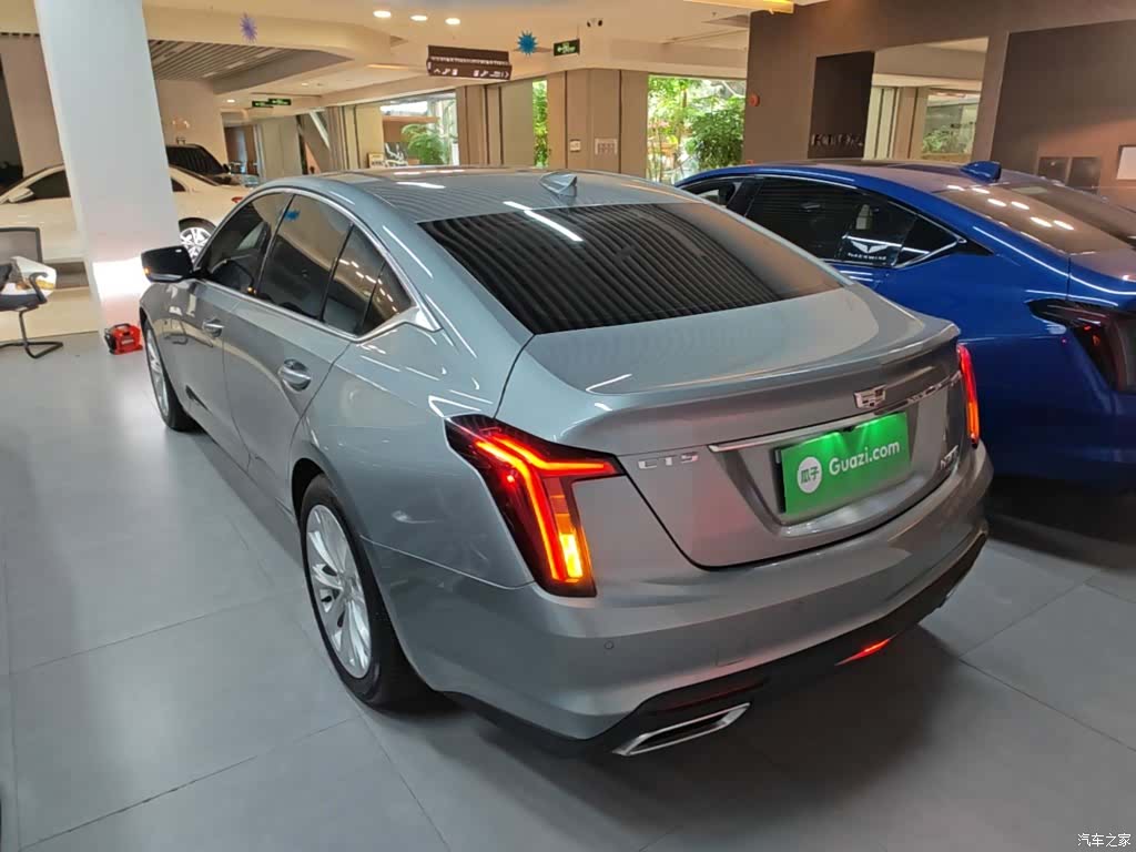 Cadillac CT5, 2023 все фото