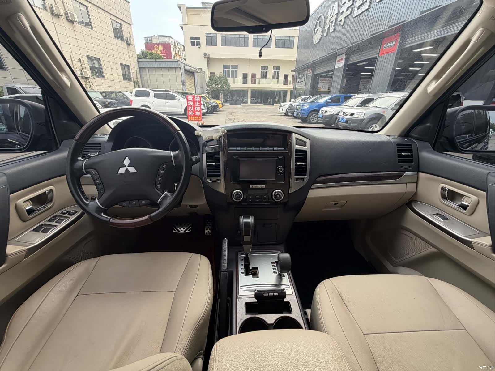 Mitsubishi Pajero, 2018 9