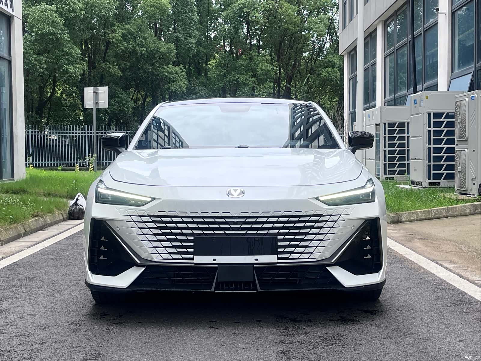 Changan UNI-V, 2022 2