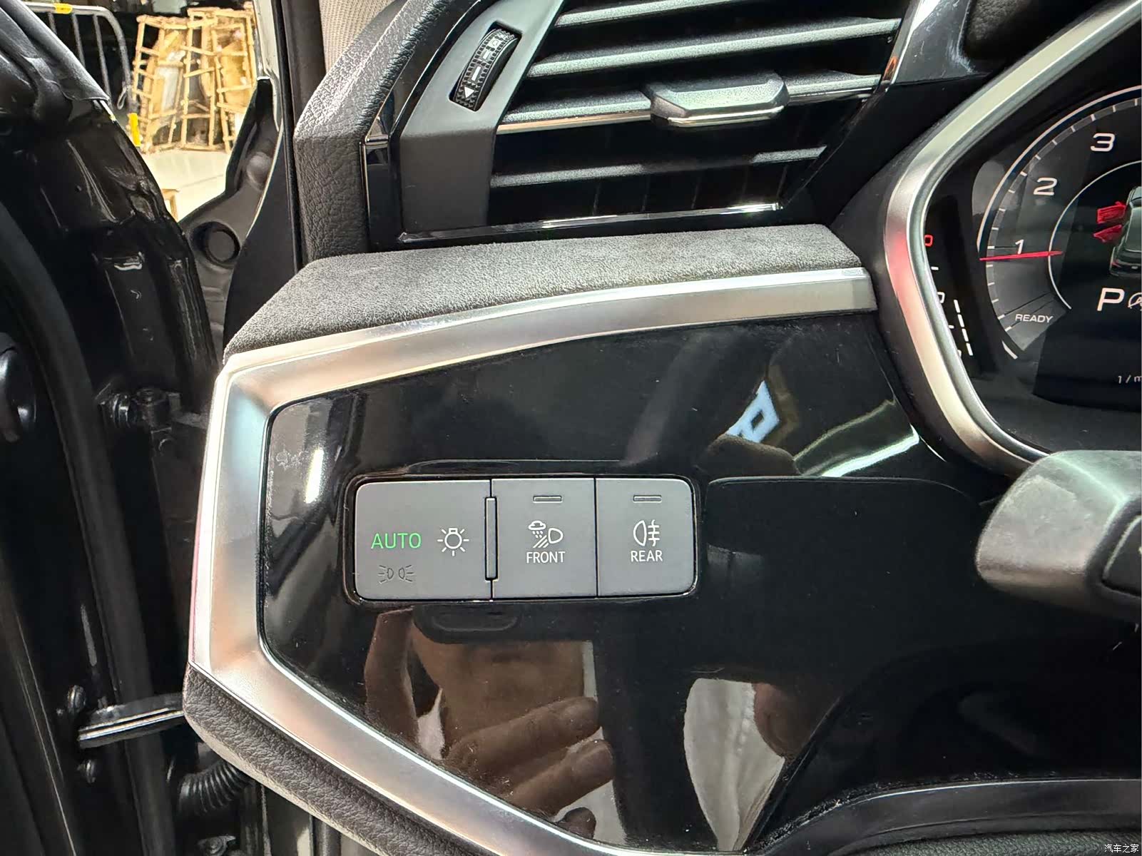 Audi Q3, 2022 23