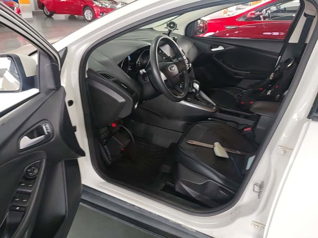 Ford Focus, 2016 16