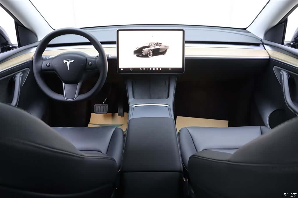 Tesla Model Y, 2022 23