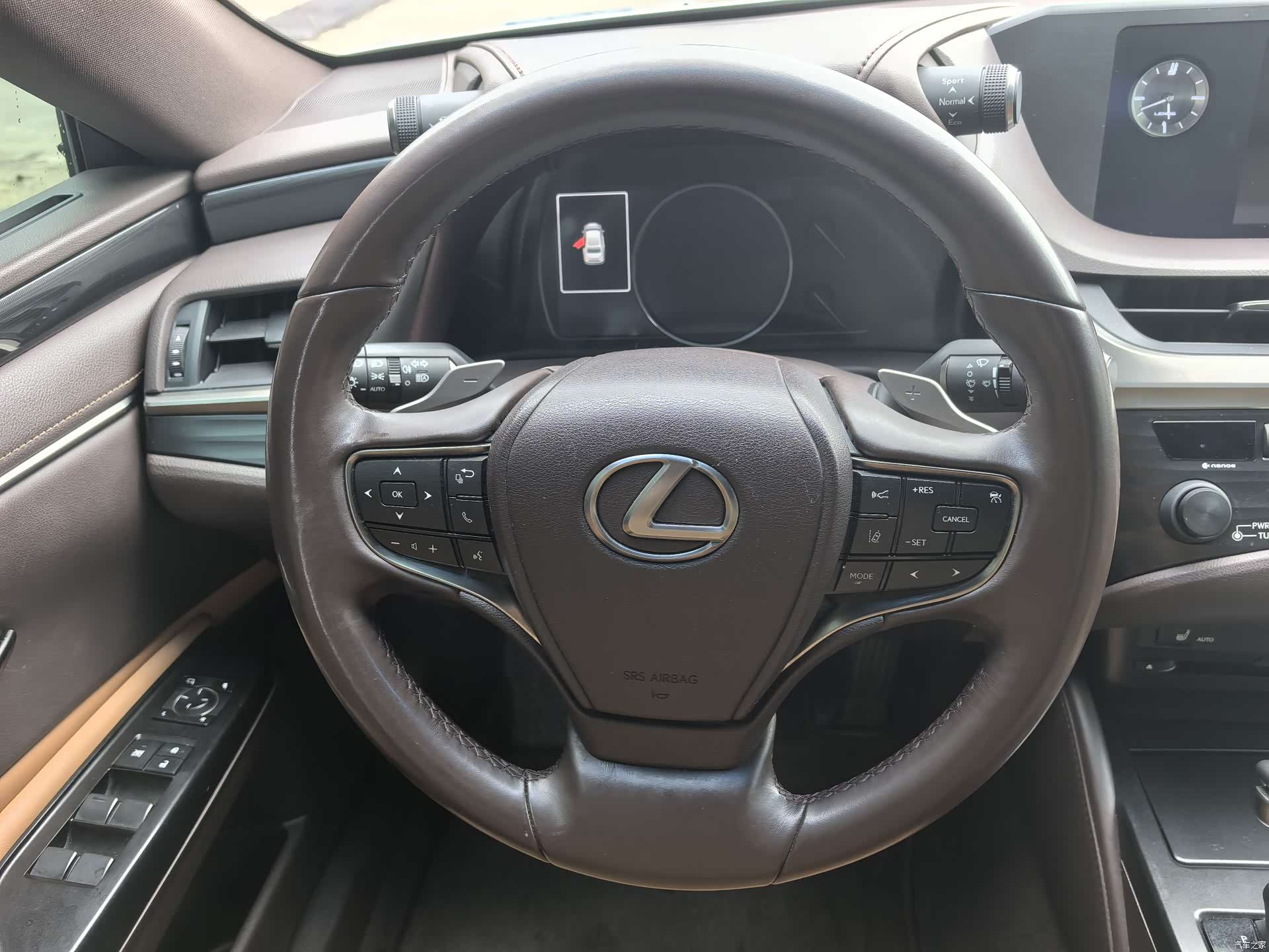 Lexus ES, 2020 9