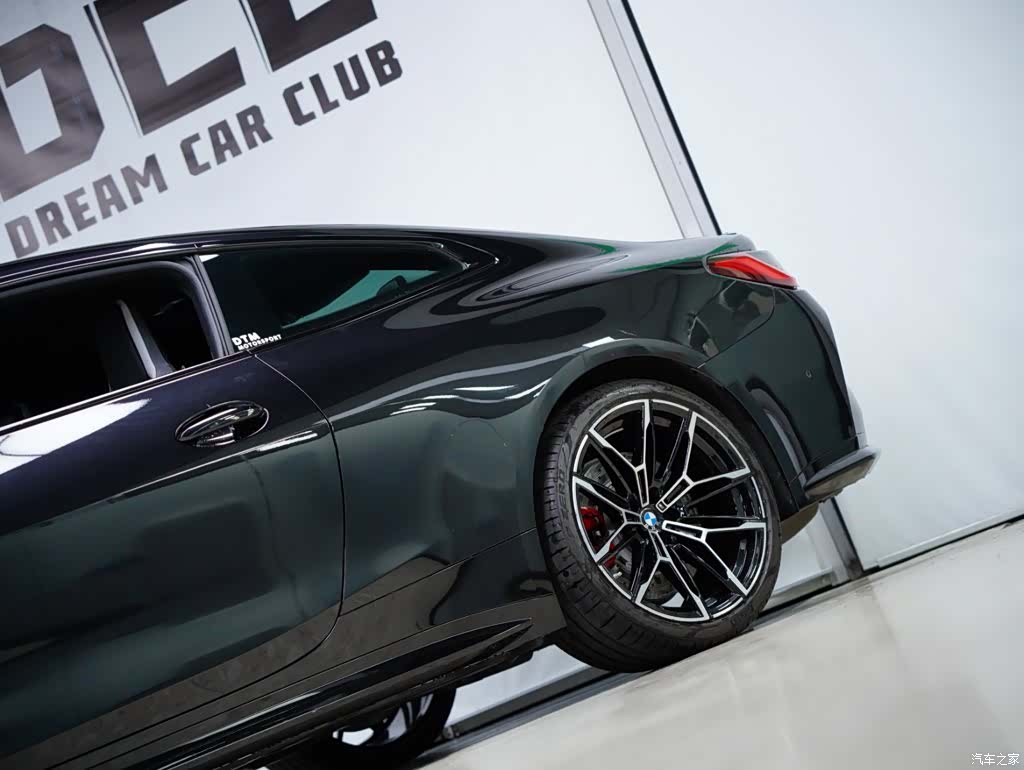 BMW M4, 2023 22
