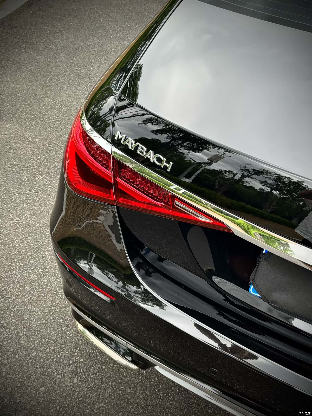 Mercedes-Benz S-Class, 2024 14