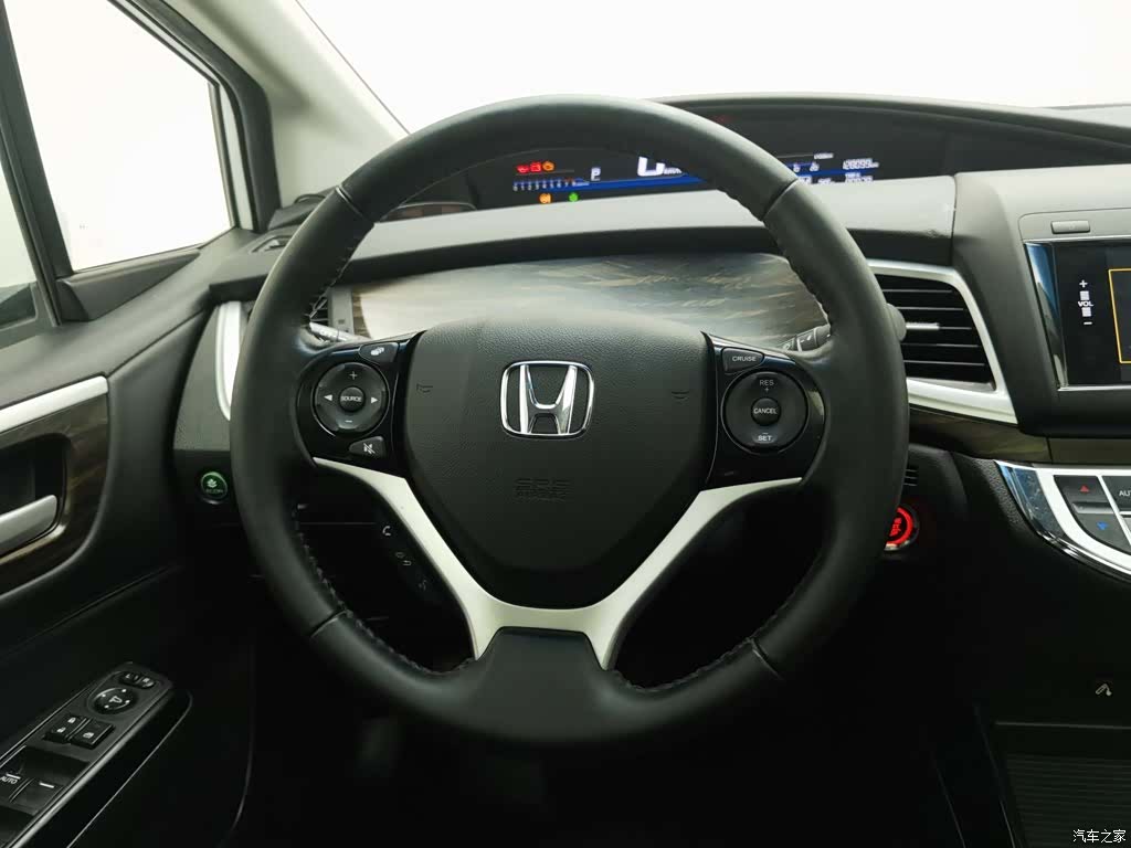 Honda Jade, 2017 11