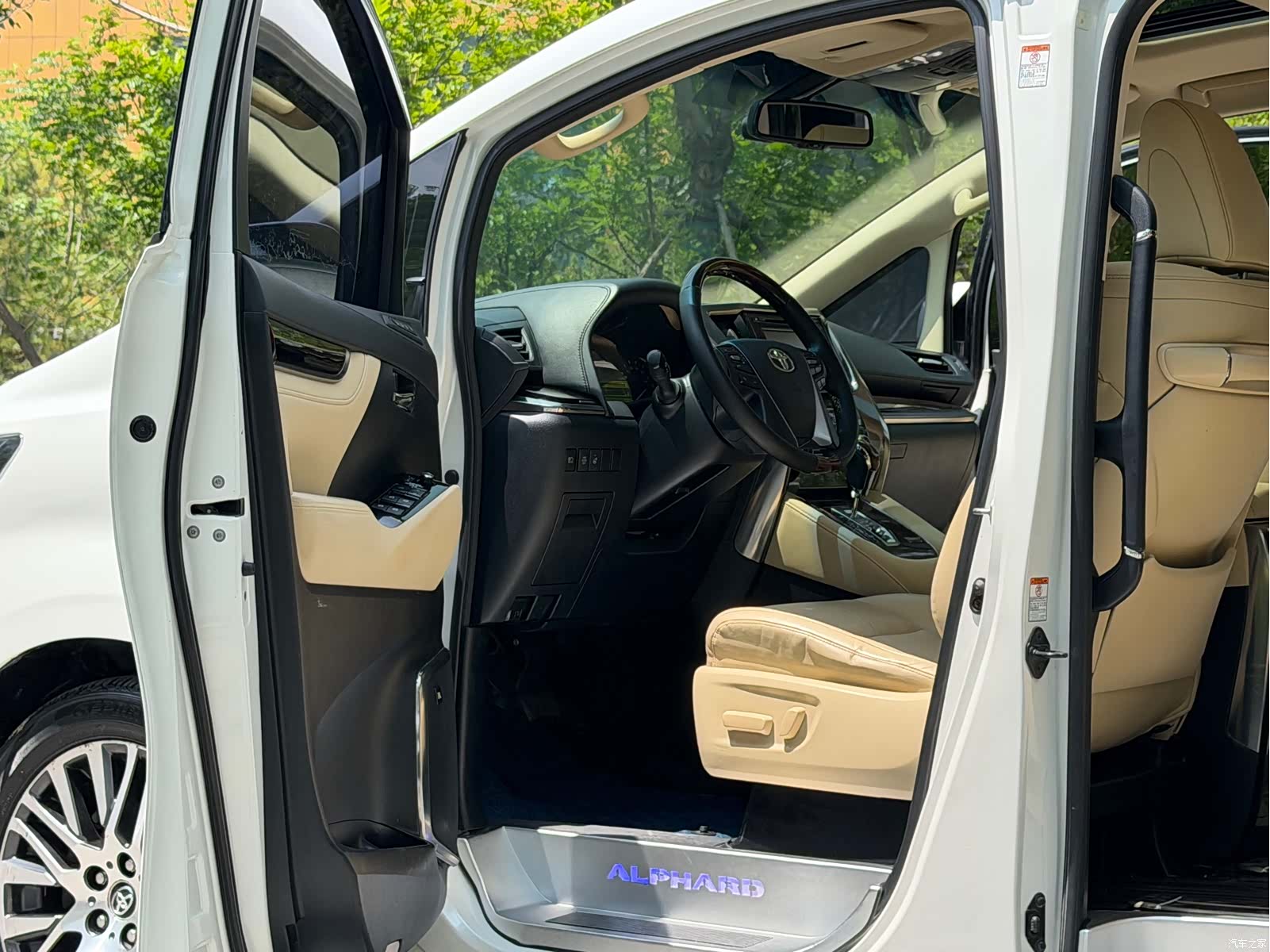 Toyota Alphard, 2016 7