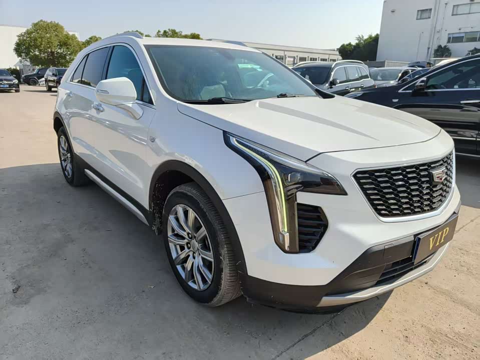 Cadillac XT4