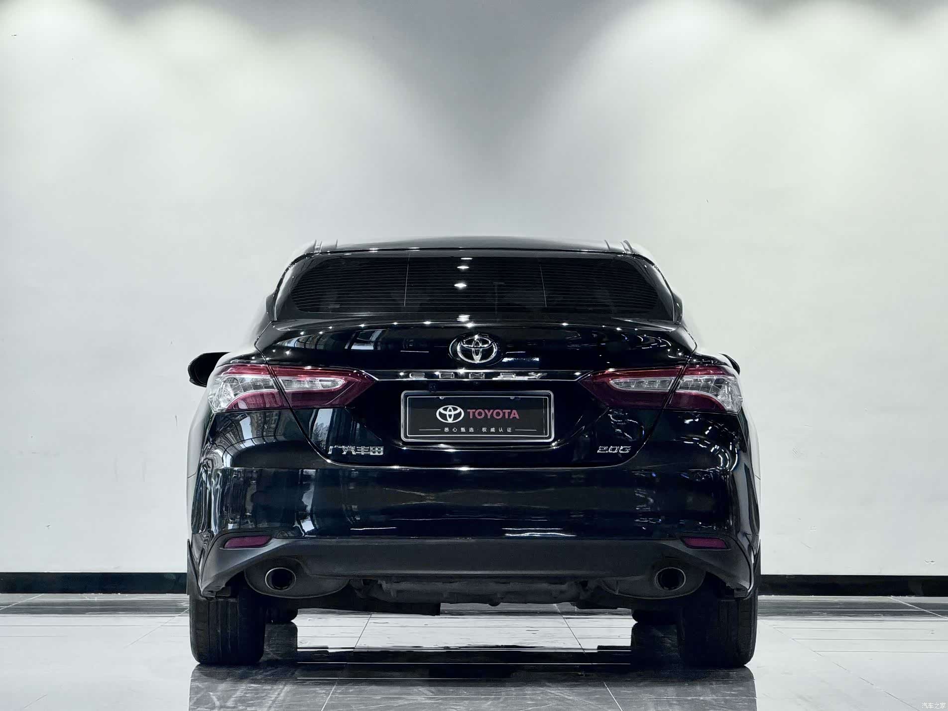 Toyota Camry, 2019 все фото