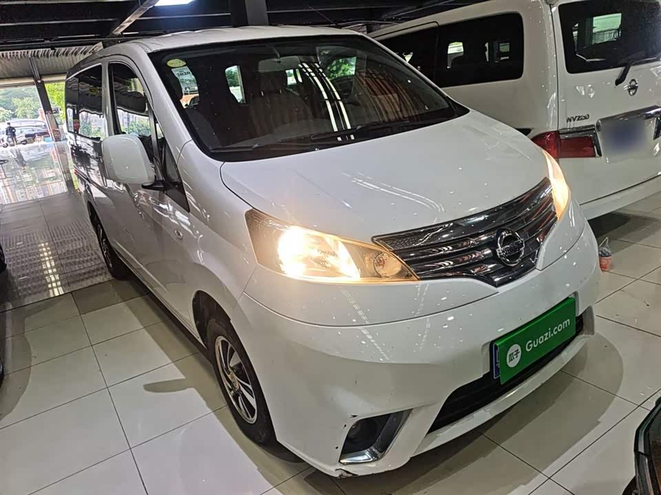 Nissan NV200