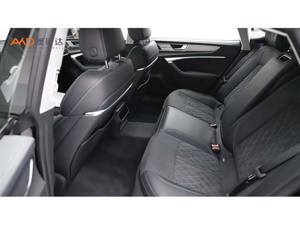 Audi A7L, 2025 7
