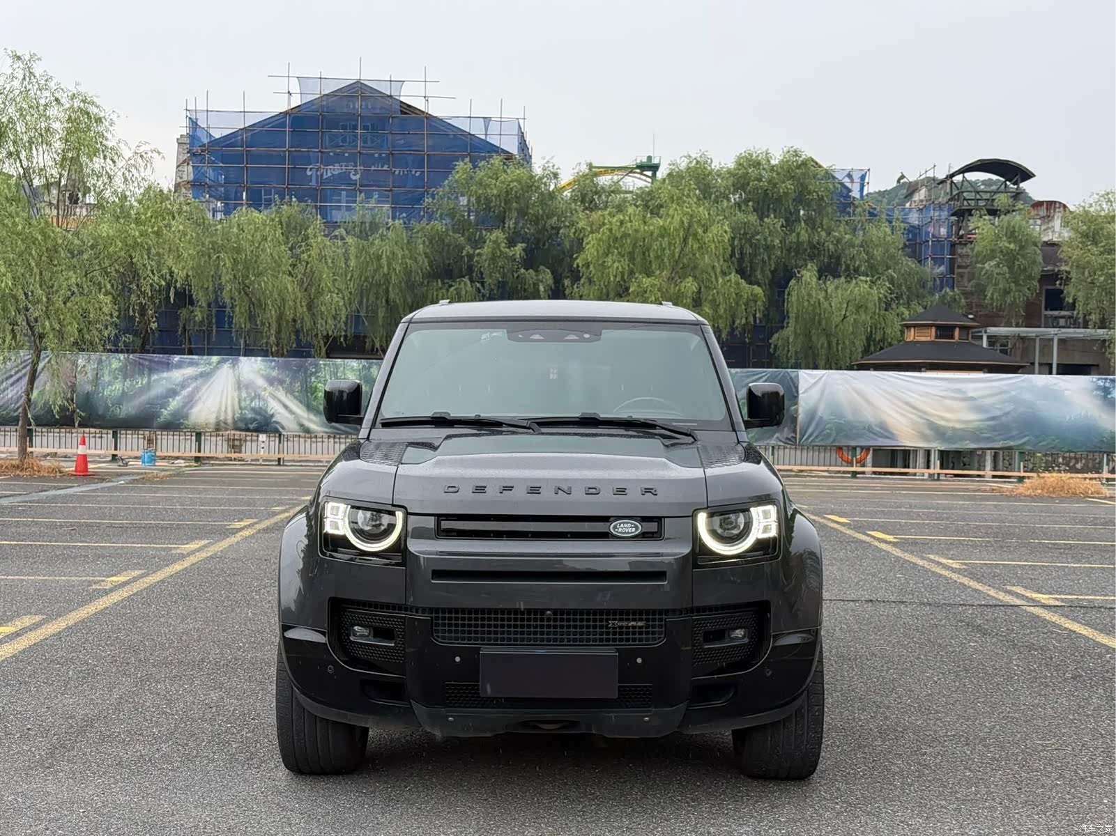Land Rover Defender, 2022 все фото