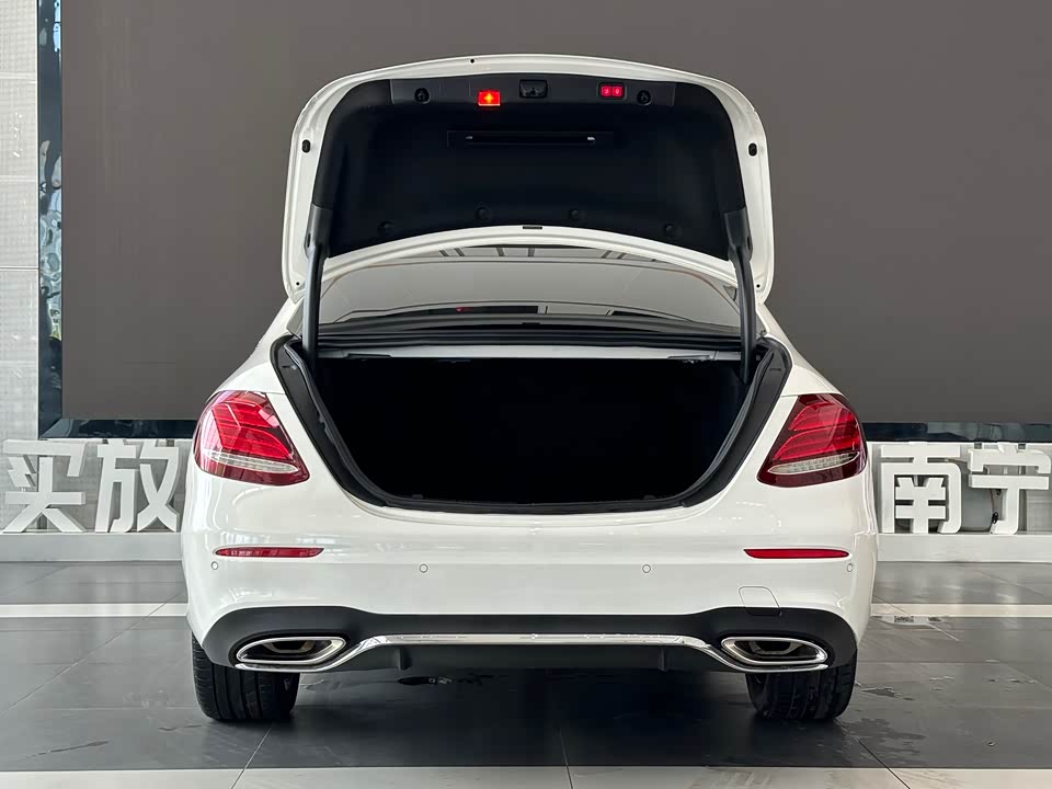 Mercedes-Benz E-class Mercedes-Benz E-class