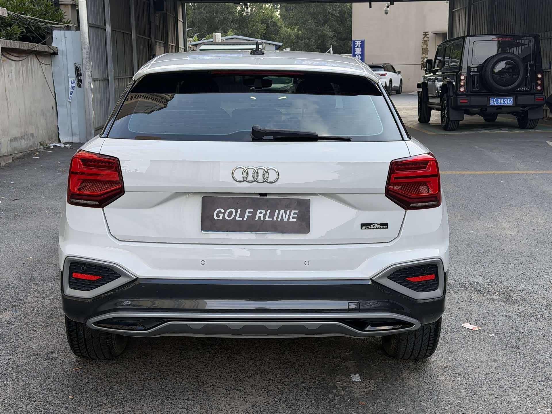 Audi Q2L, 2023 16