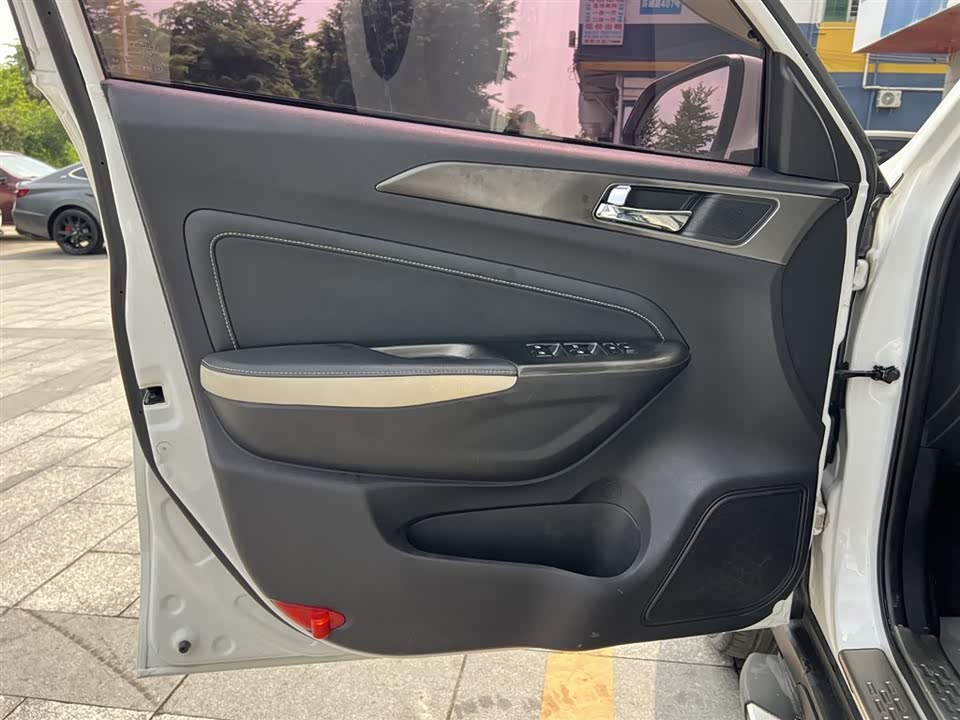 Changan CS35