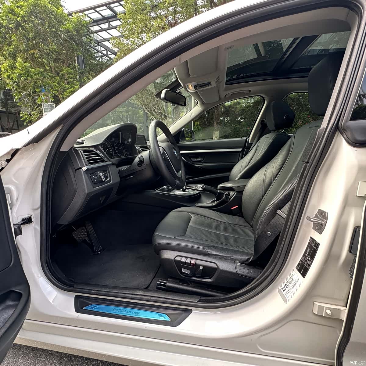 BMW 3 Series, 2015 14