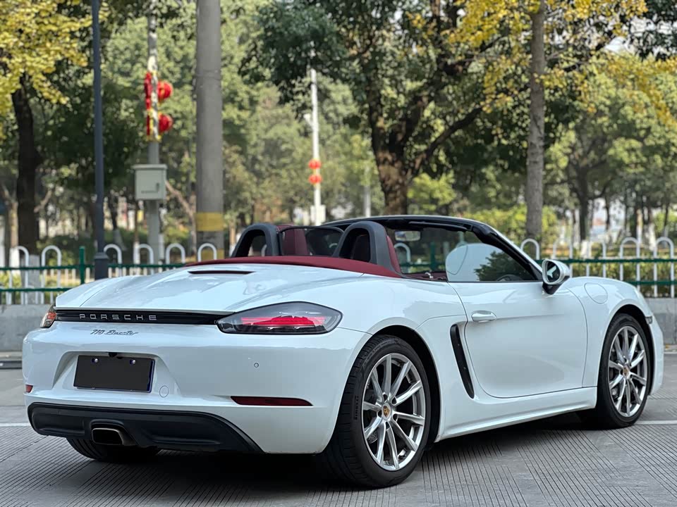 Porsche 718