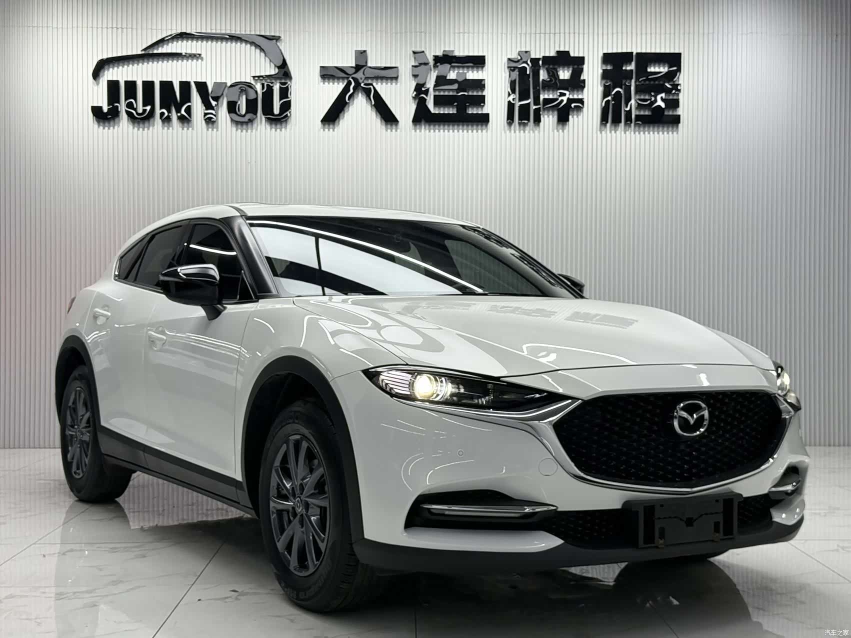Mazda CX-4, 2023 3