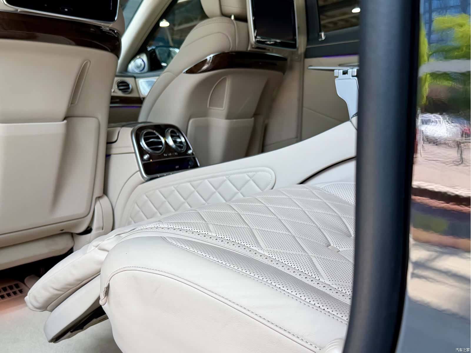 Maybach S-Class, 2017 29