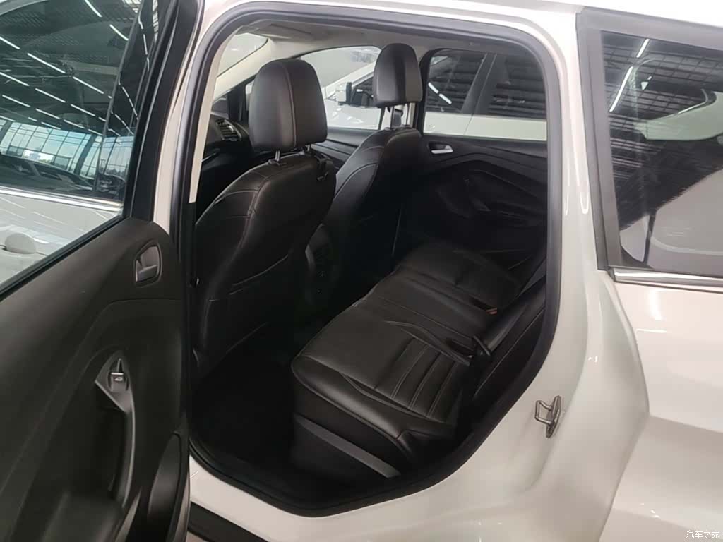 Ford Kuga, 2018 17