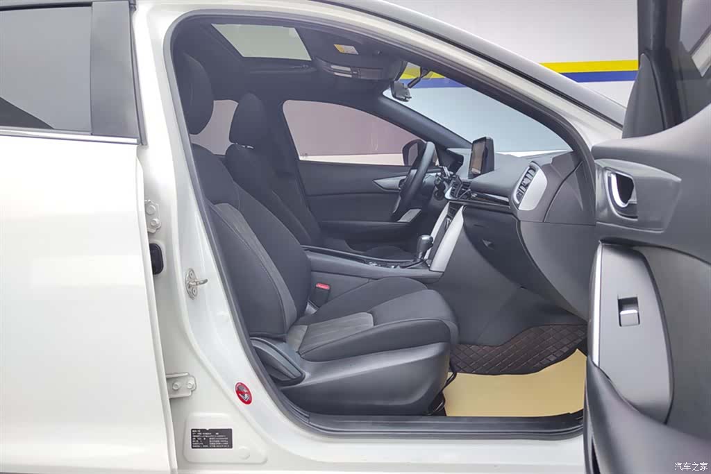 Mazda CX-4, 2018 8