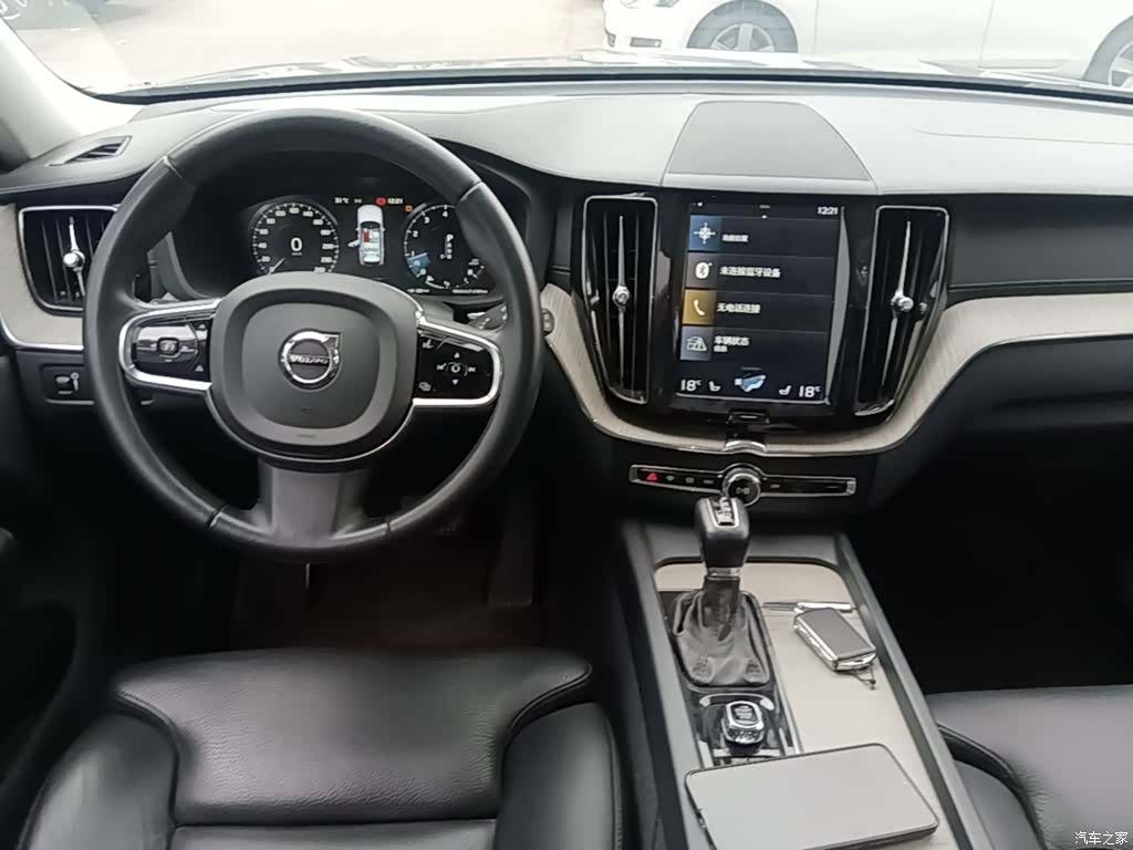 Volvo XC60, 2019 10