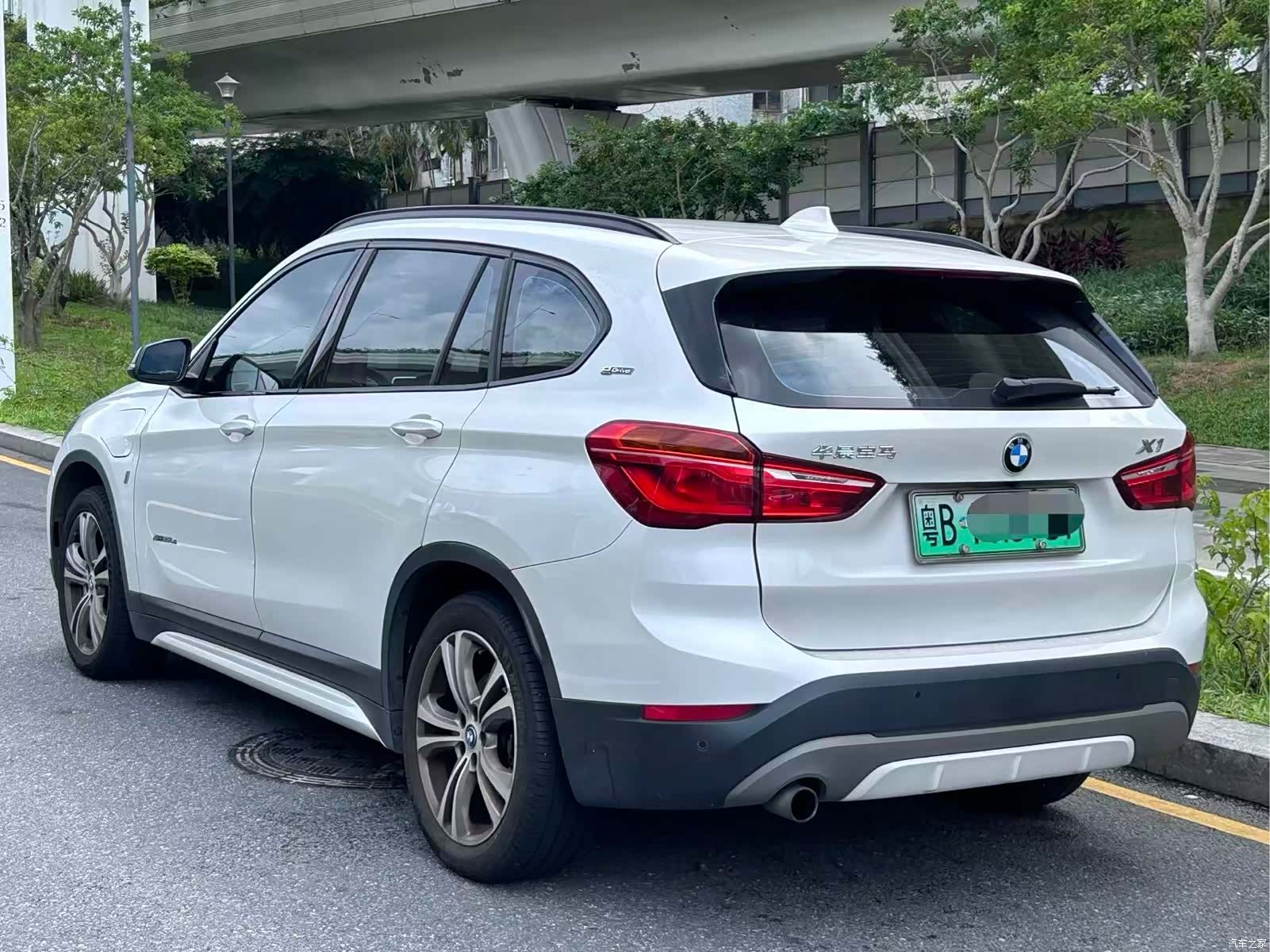 BMW X1, 2018 все фото