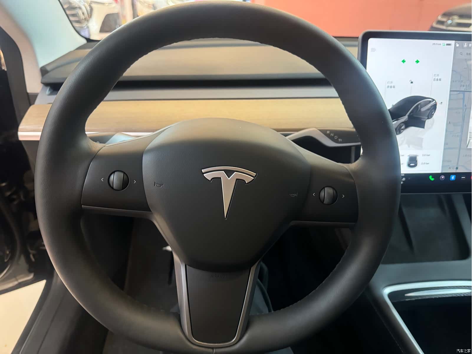 Tesla Model 3, 2023 все фото