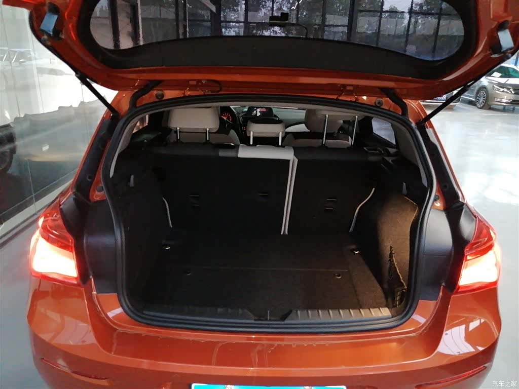 BMW 1 Series, 2017 16