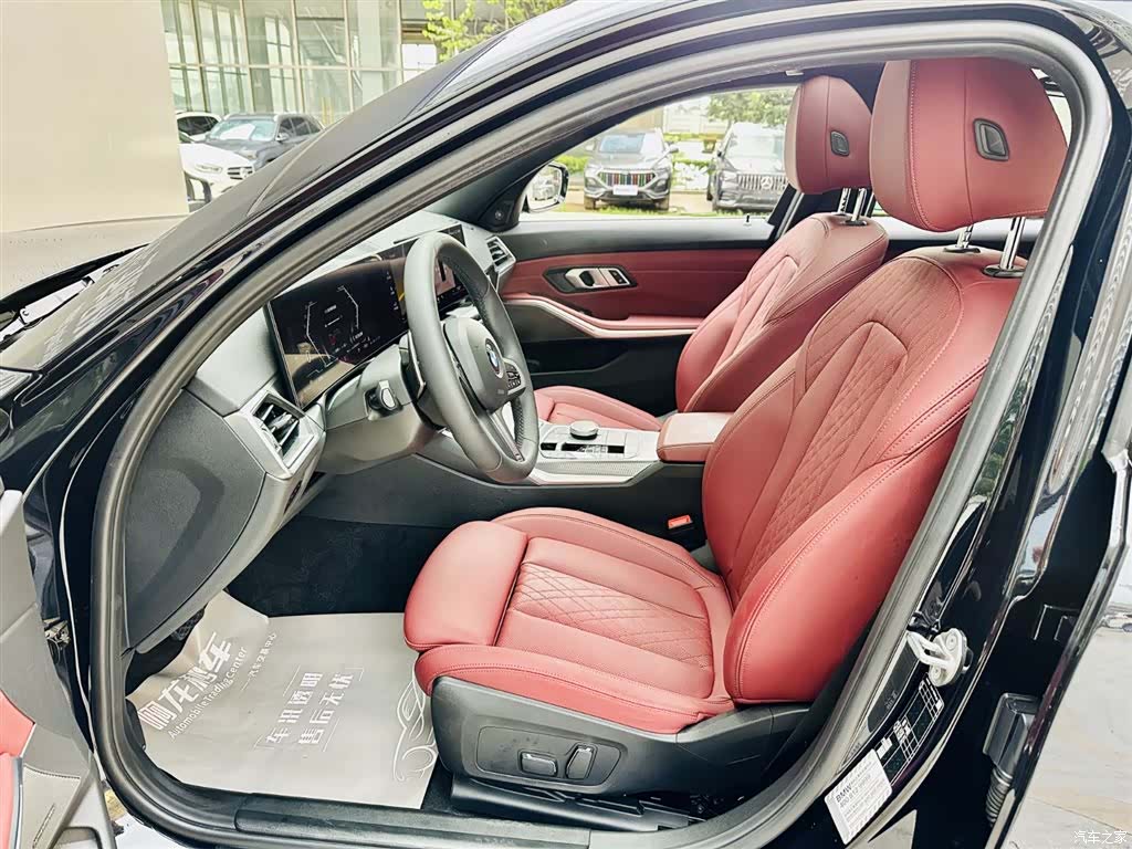 BMW 3 Series, 2024 11