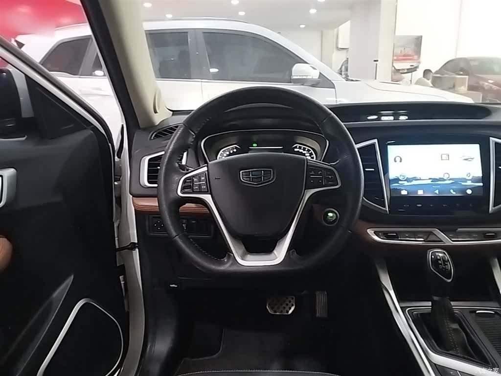 Geely X6, 2018 10