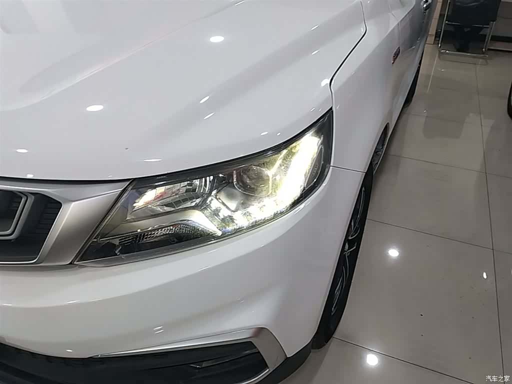 Geely X6, 2018 23