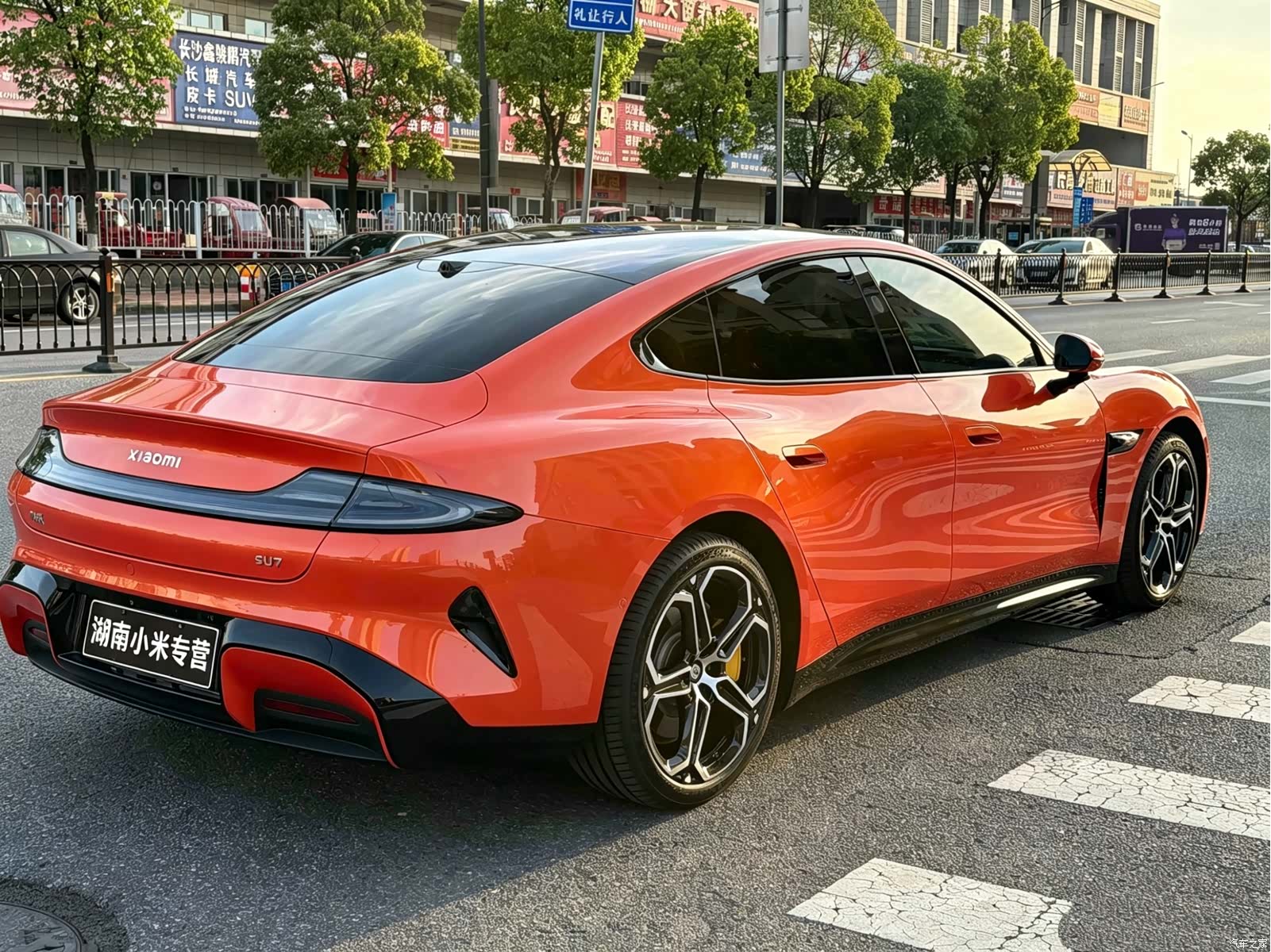 Xiaomi SU7, 2025 4