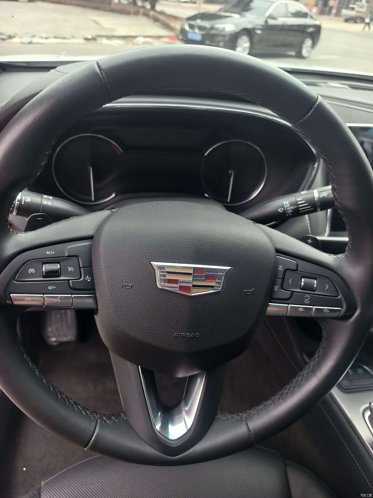 Cadillac CT5, 2022 10