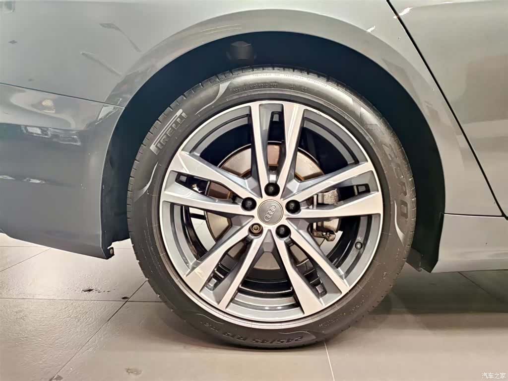 Audi A6L, 2021 26