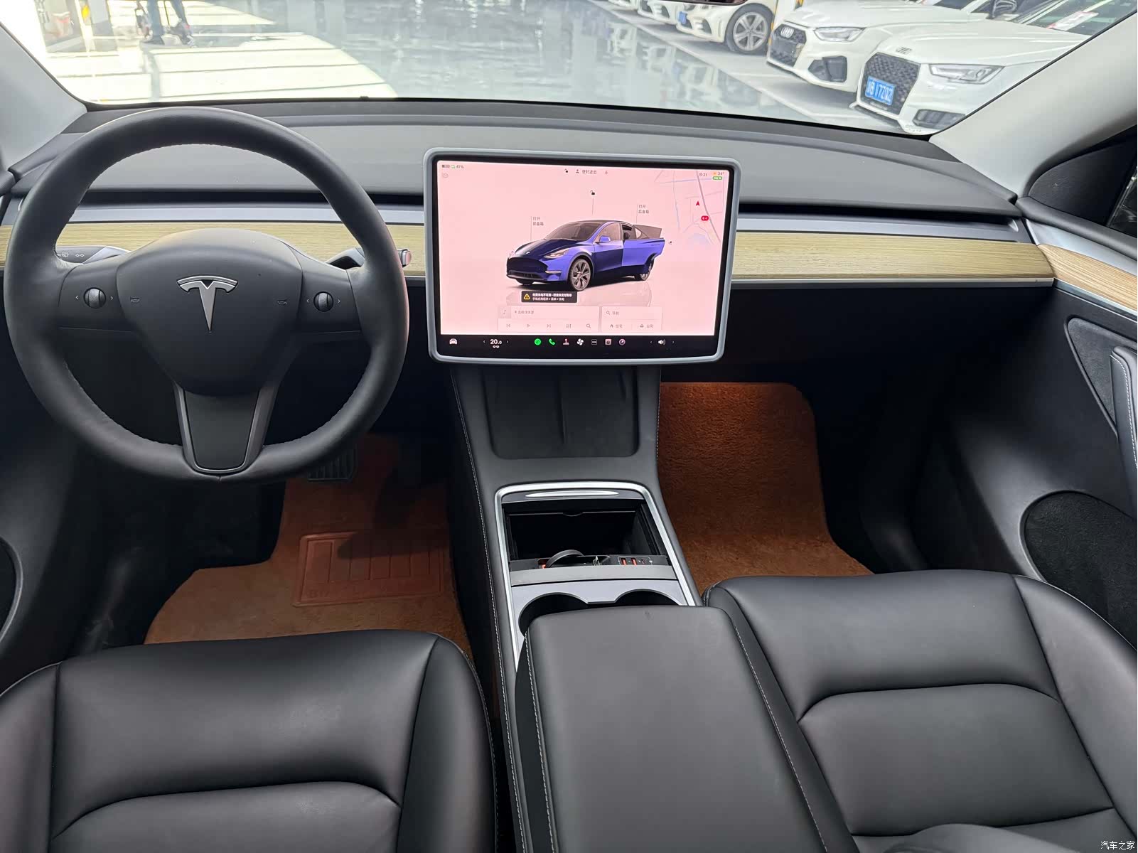 Tesla Model Y, 2022 11