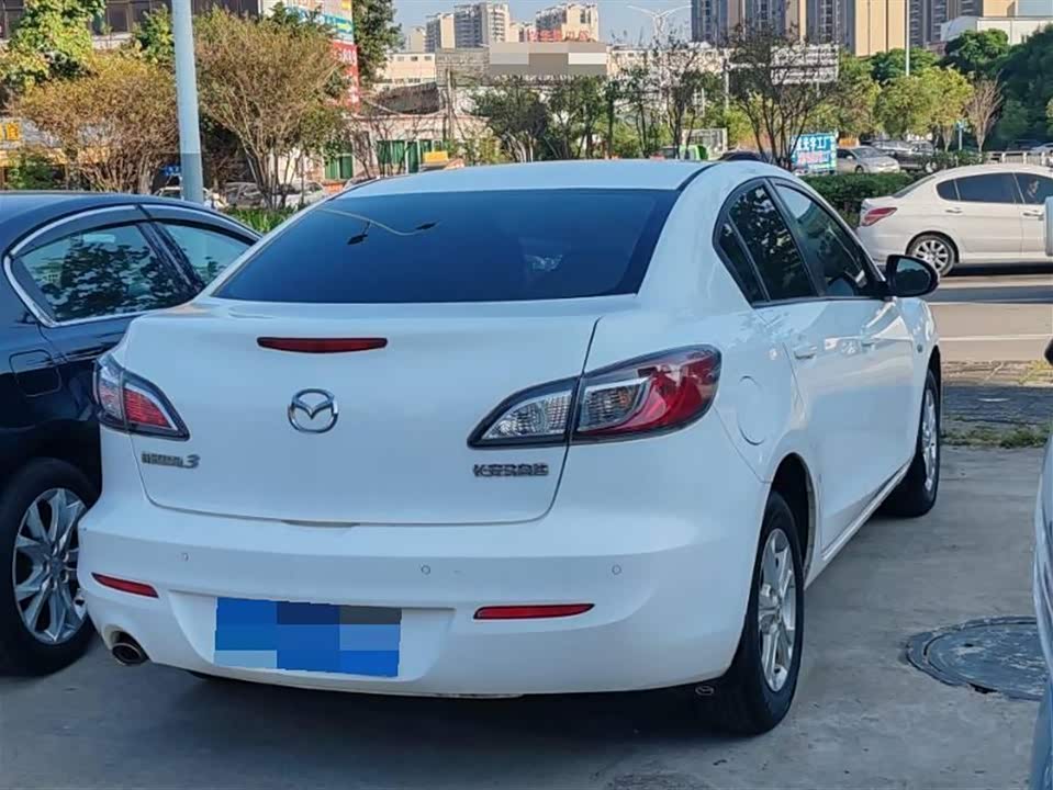 Mazda 3 star Cheng