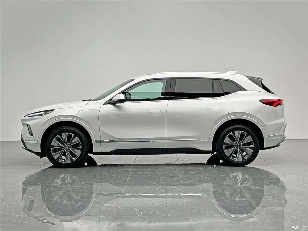 Buick E5, 2025 3