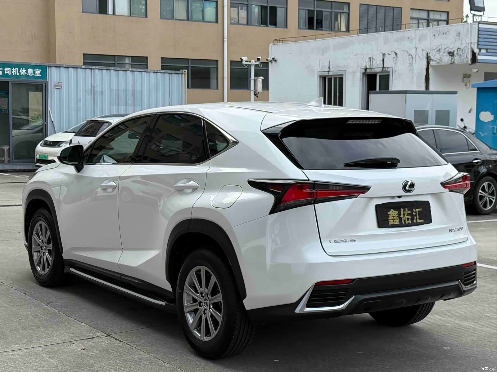 Lexus NX, 2021 8