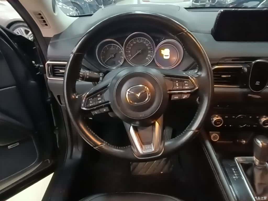 Mazda CX-5, 2019 11