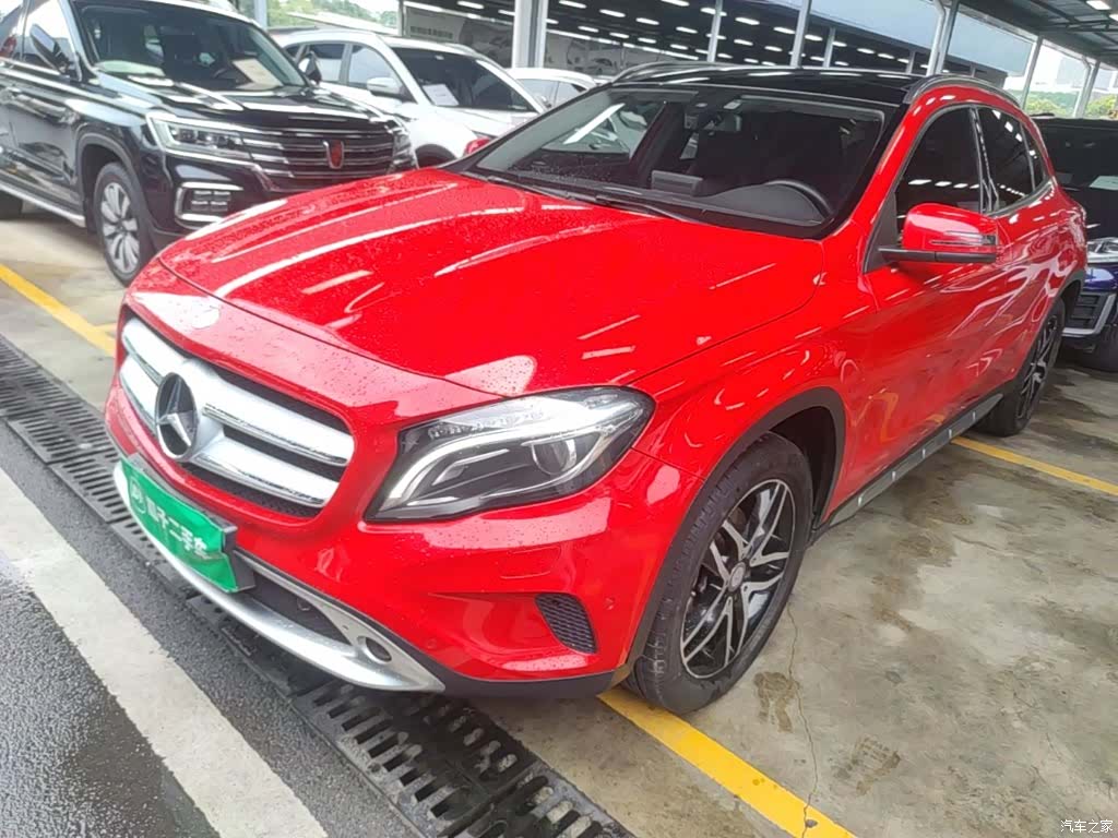 Mercedes-Benz GLA