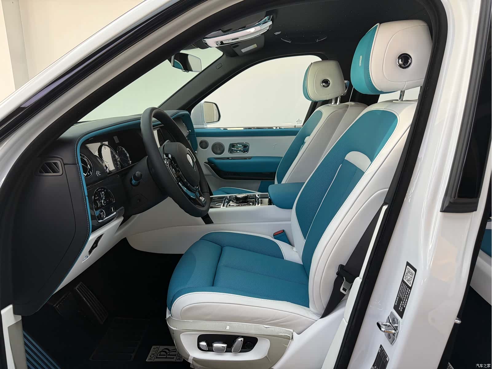 Rolls-Royce Cullinan, 2024 8